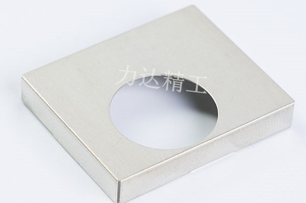 金屬屏蔽罩廠力達精工